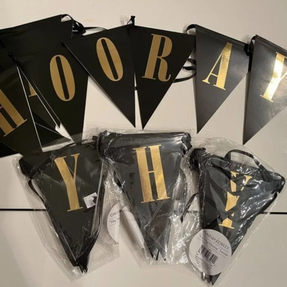 Banners Cynthia Rowley‎ “Hip Hop Hooray” Four! (New)/ Party Decorations!